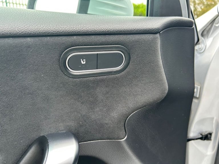 2020 Mercedes-Benz A-Class 2.0 A200d AMG Line Hatchback 5dr Diesel 8G-DCT Euro 6 (s/s) (150 ps) H...