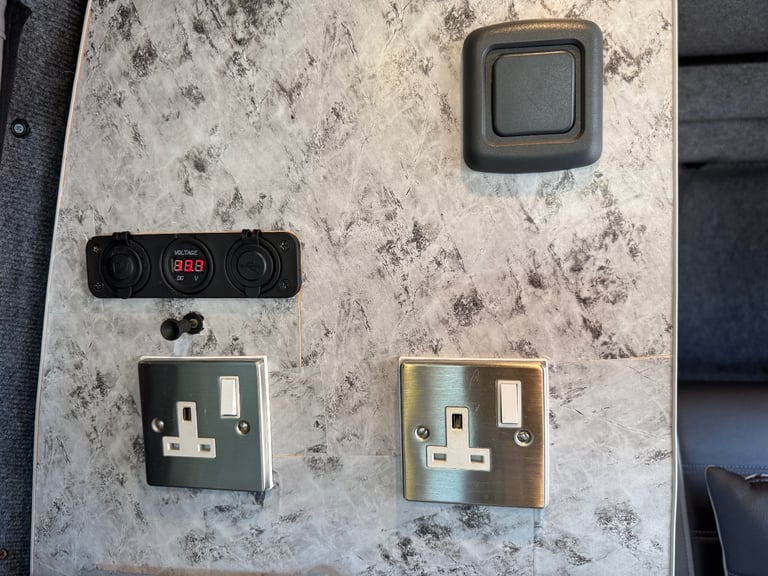 VW Transporter T5 T30 130 2.5TDi Camper Van 2 Berth