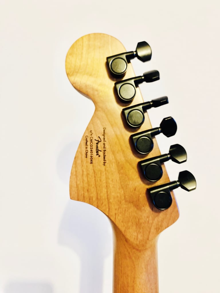  NEW Fender Squier Contemporary Stratocaster strat special in Metallic sky blue