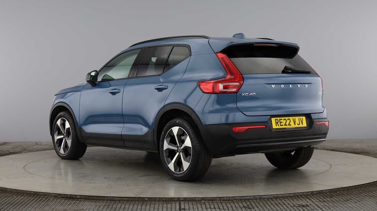 2022 Volvo XC40 2.0 B4P Ultimate Dark 5dr Auto SUV Petrol Automatic