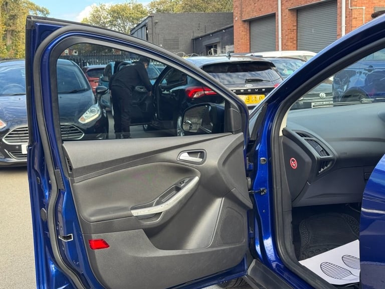 2016 Ford Focus 1.0 EcoBoost 125 Zetec 5dr Auto HATCHBACK PETROL Automatic