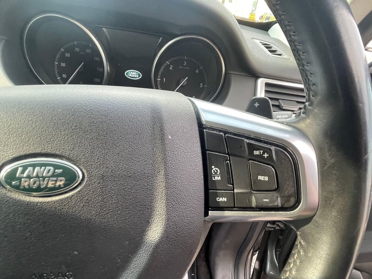 2016 Land Rover Discovery Sport 2.0 TD4 SE Tech Auto 4WD Euro 6 (s/s) 5dr ESTATE Diesel Automatic