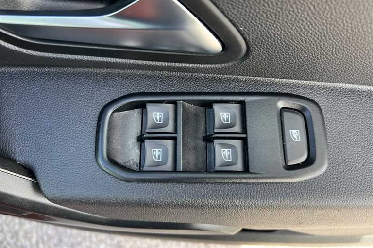 2022 Dacia Duster 1.0 TCE 90 COMFORT 5DR Estate Petrol Manual