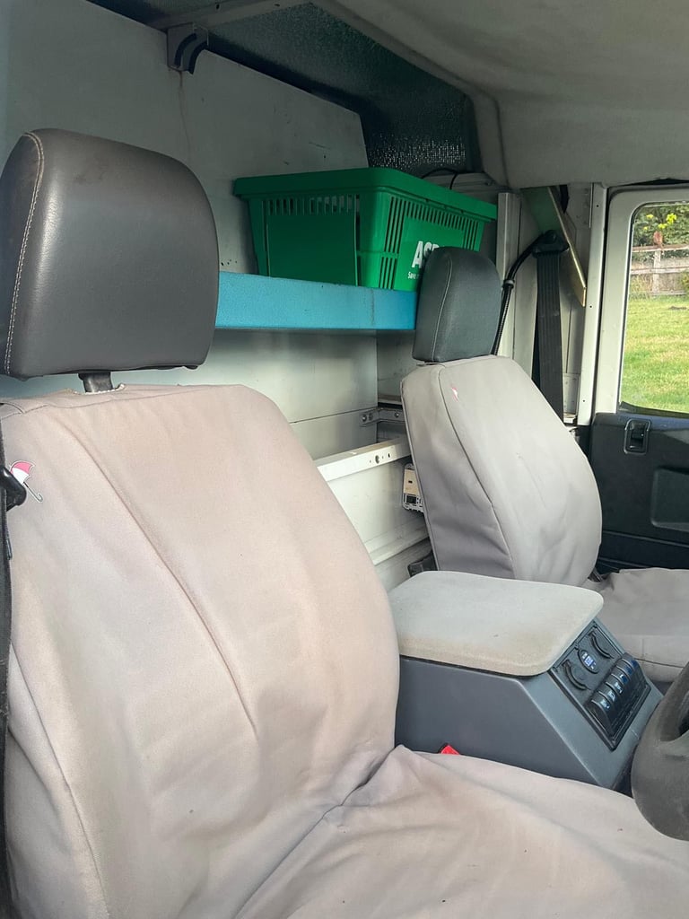 Land Rover, DEFENDER, Panel Van, 2007, Manual, 2495 (cc)