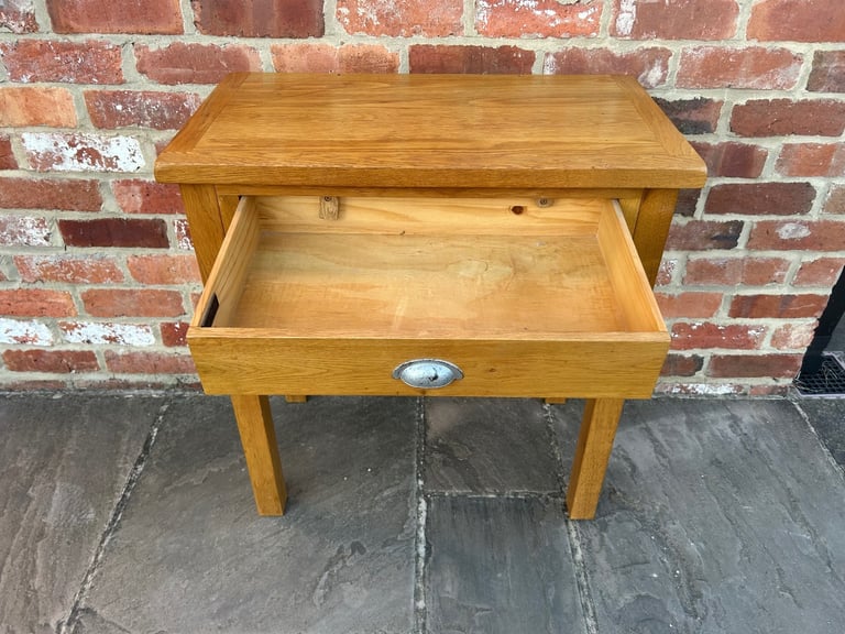 Oak Dressing Table with Mirror - Great Condition 