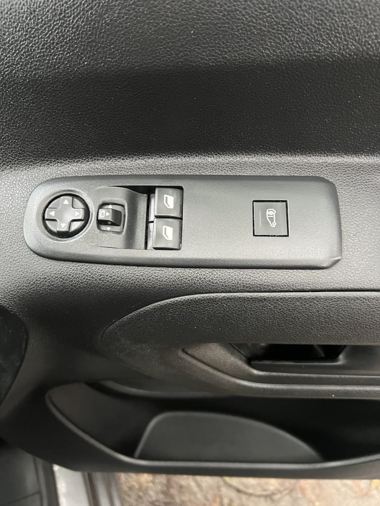 CITROEN BERLINGO 650 ENTERPRISE, GREY, AIR CONDITIONING, 3 SEAT CAB, EURO 6.