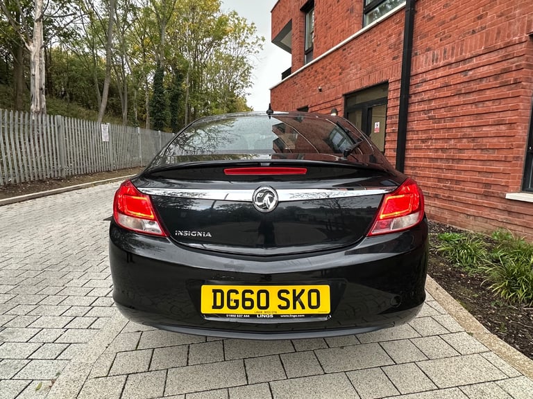 Vauxhall, INSIGNIA, Hatchback, 2010, Manual, 1796 (cc), 5 doors