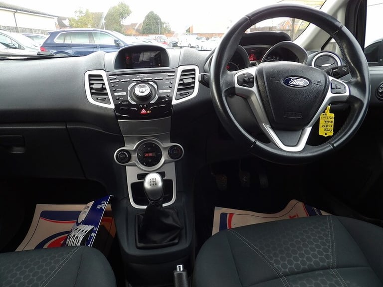 2012 Ford Fiesta Titanium Hatchback Petrol Manual