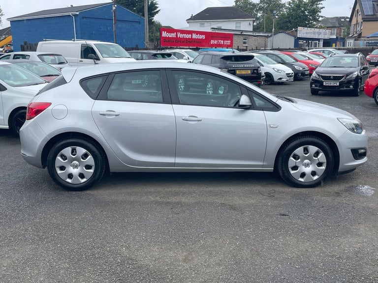 2014 Vauxhall Astra 1.3 CDTi ecoFLEX Exclusiv Hatchback 5dr Diesel Manual Euro 5 (s/s) (95 ps) HA...