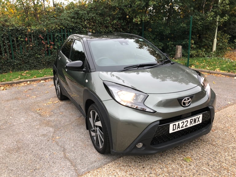 Toyota, AYGO X, EDGE, VVT-I, 2022, Manual, 998 (cc), 5 doors