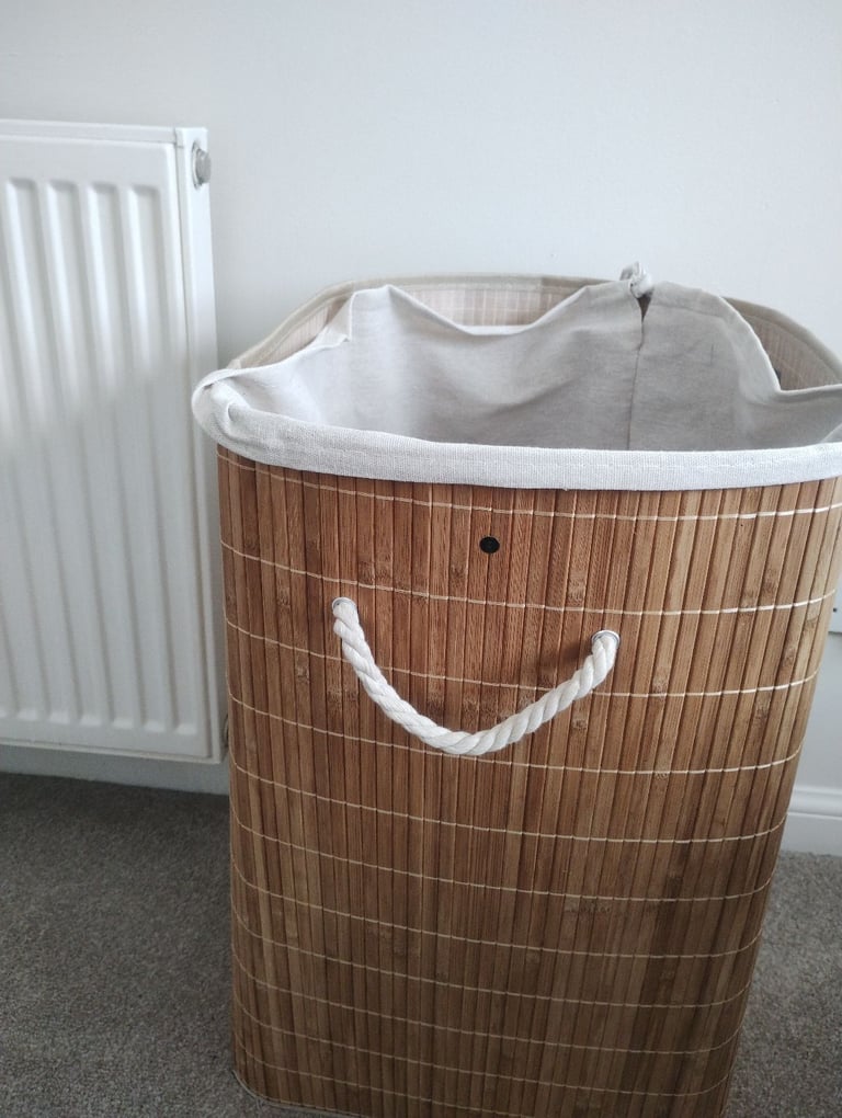 image for Free clothes organising system and laundry basket - to be picked up together, please!