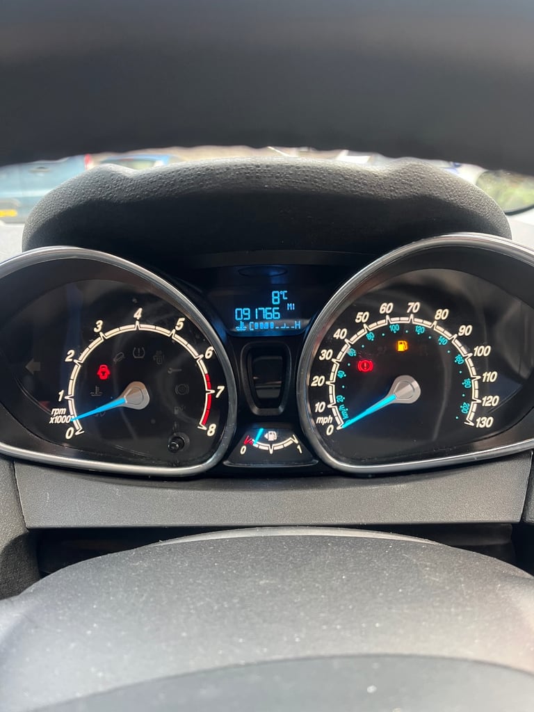 Ford fiesta titanium 2013 (63) titanium 