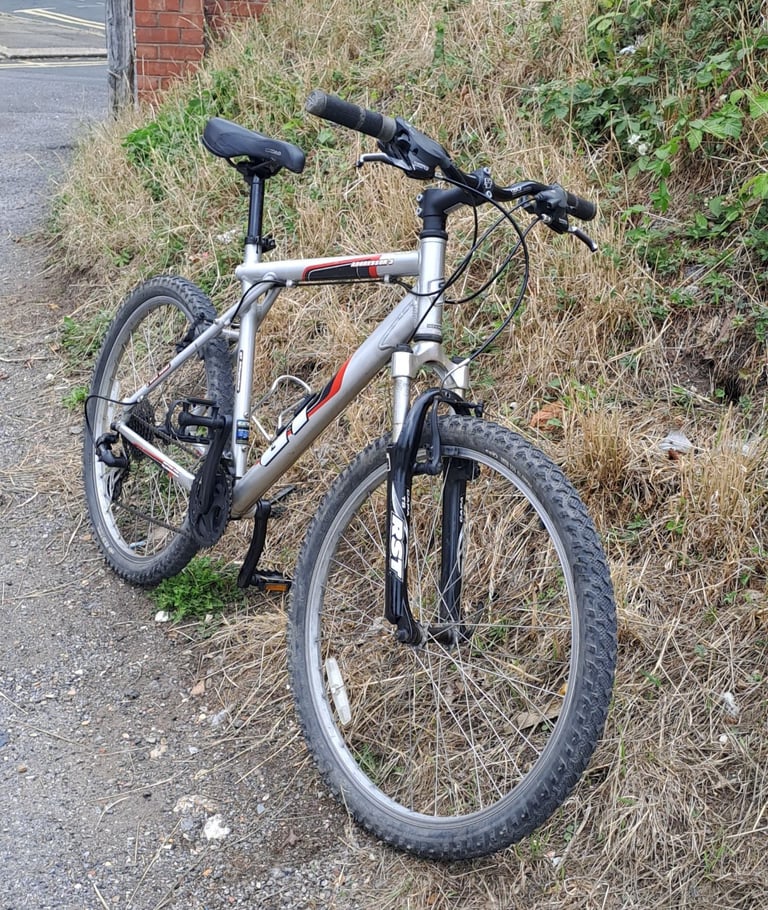 GT Aggressor 3 aluminium frame bike 