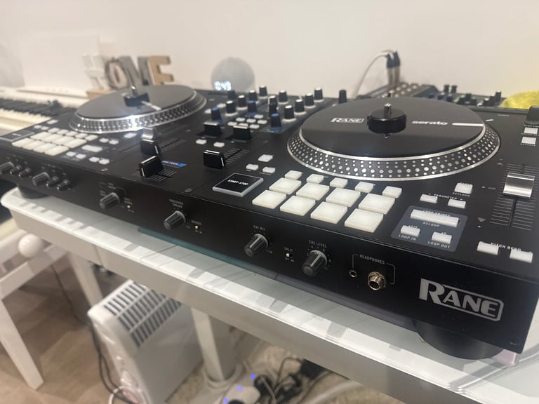 RANE ONE Contoller  MK1 SERATO  