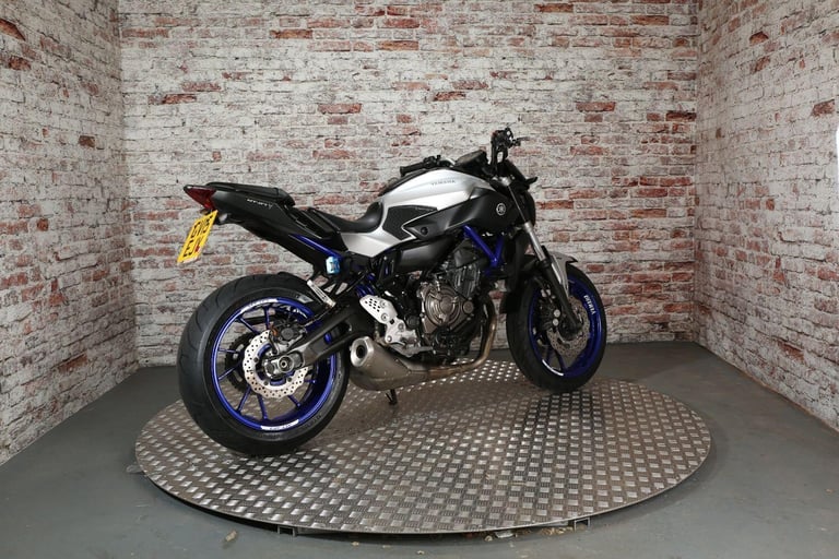 YAMAHA MT-07 ABS 2015 Petrol Manual in Silver
