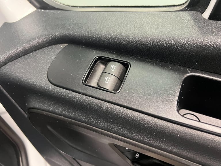 2024 Mercedes-Benz Sprinter 2.0 315 CDI Premium FWD L2 H2 Euro 6 (s/s) 5dr Panel Van Diesel Manual