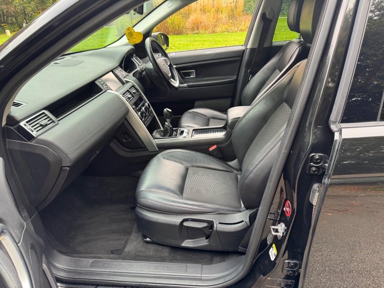 LAND ROVER DISCOVERY SPORT 2.0 TD4 SE Tech 2016