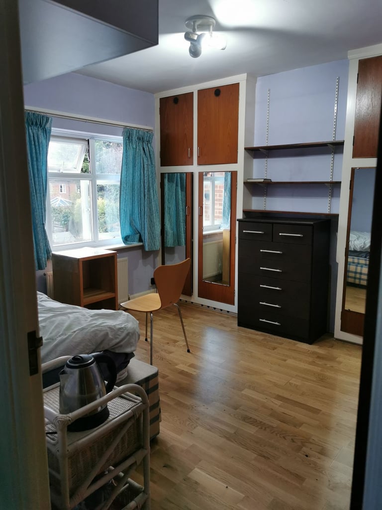 Double room for rent 