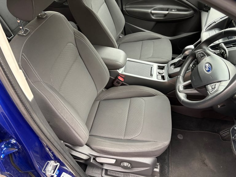 2017 Ford Kuga 1.5 EcoBoost 182 Zetec 5dr Auto HATCHBACK Petrol Automatic