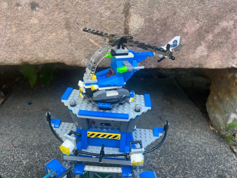 Bargain Lego Bundle Jurassic World Indominus Rex Breakout Incomplete Set Plus Various Lego Vehicles