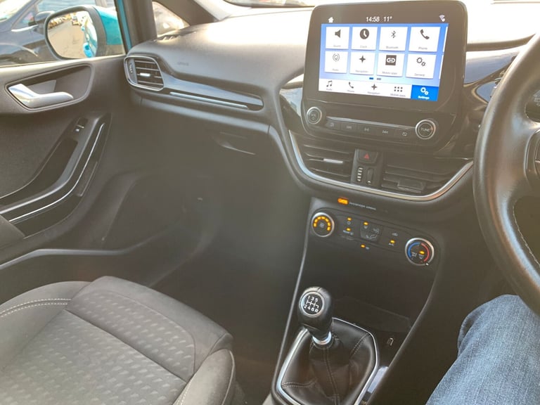 2017 Ford Fiesta 1.0 ecoboost zetec 5 Doors blue petrol ulez compliant 