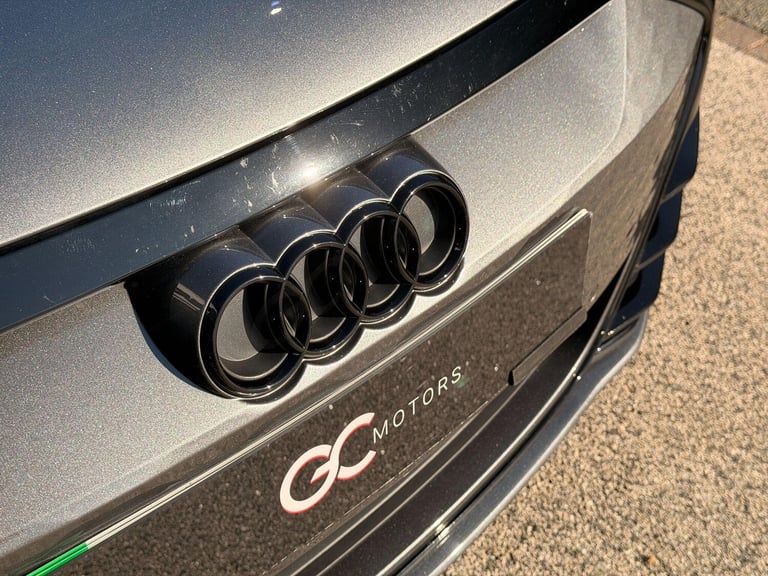 2023 Audi RS e-tron GT 93.4kWh Carbon Vorsprung Saloon 4dr Electric Auto quattro (598 ps) COUPE E...