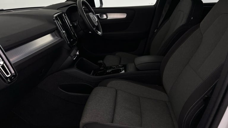 2024 Volvo XC40 Plus, B4 Mild hybrid, Petrol, Dark Estate Petrol Automatic