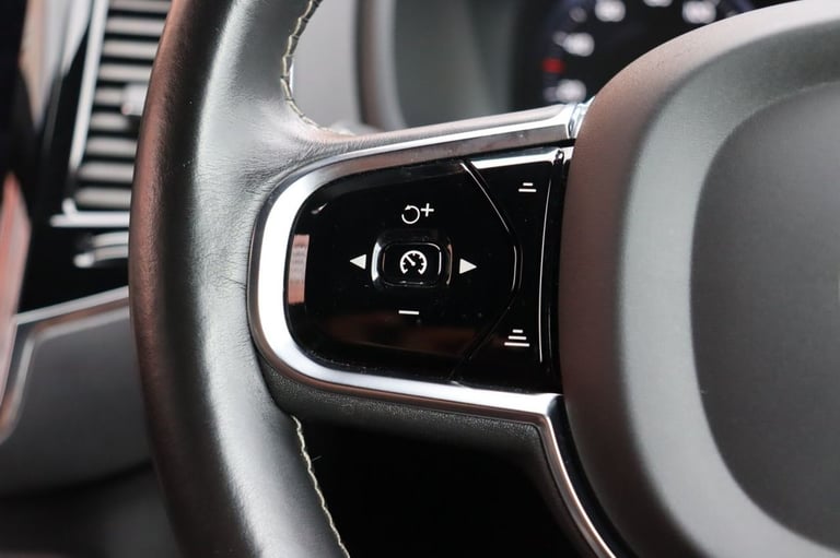 2021 21 VOLVO XC90 2.0 B6 MHEV R-DESIGN PRO SUV 5DR PETROL HYBRID AUTO 4WD EURO