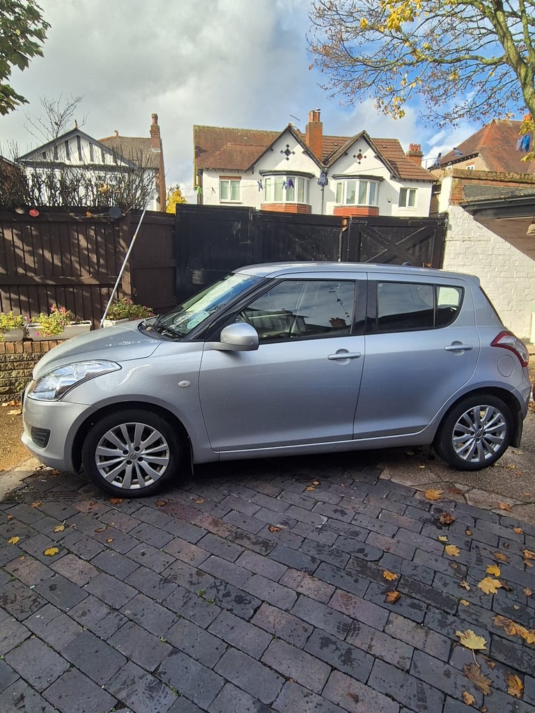 Suzuki, SWIFT, Hatchback, 2013, Manual, 1242 (cc), 5 doors