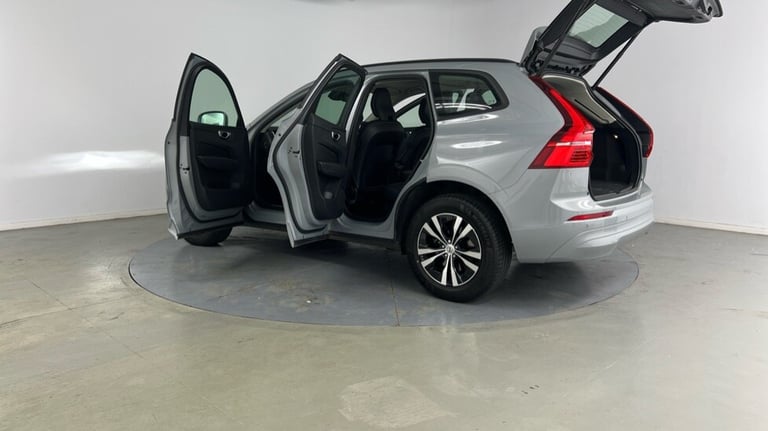 2023 Volvo XC60 Core, B5 AWD Mild hybrid, Petrol Estate Petrol Automatic