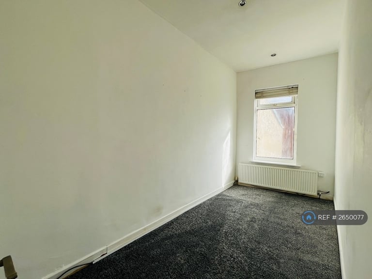 2 bedroom house in Astley Street, Manchester, SK16 (2 bed) (#2650077)