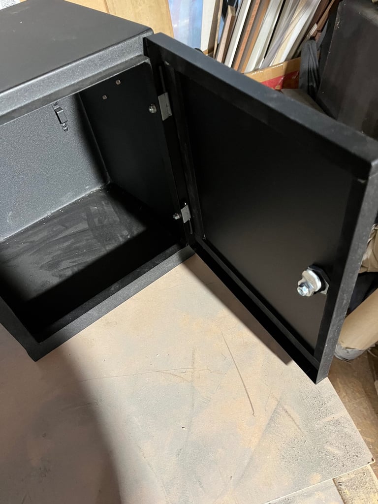 METAL CAMPERVAN GAS BOX