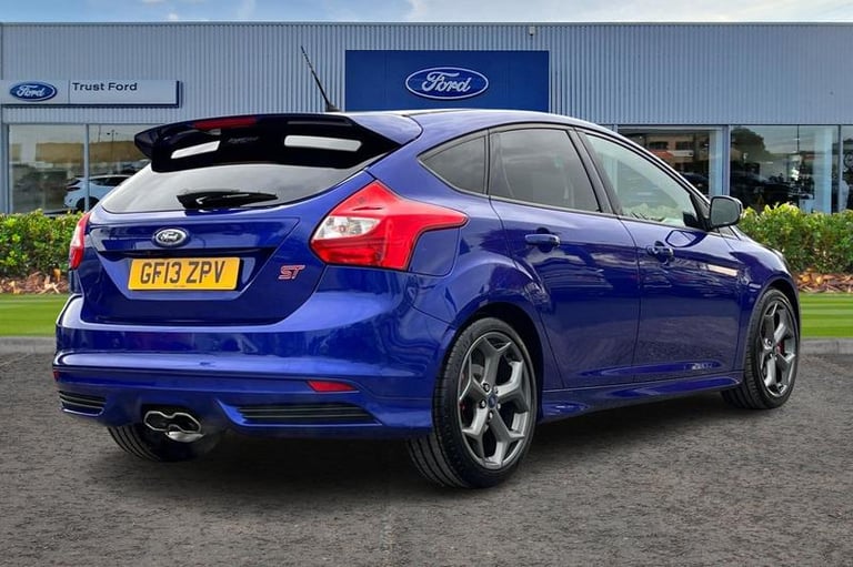 2013 Ford Focus 2.0T ST-3 5dr HATCHBACK PETROL Manual
