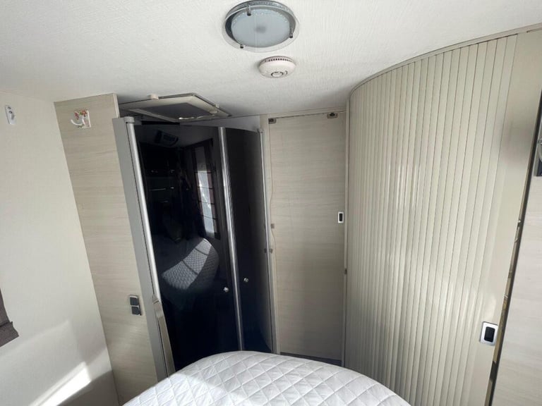 Chausson Welcome 718xlb 5 Berth 5 Belt Rear Garage Island Bed Motorhome