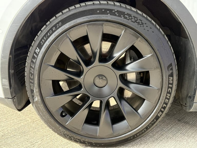 2022 Tesla Model Y (Dual Motor) Long Range SUV 5dr Electric Auto 4WDE (384 bhp) SUV Electric Auto...