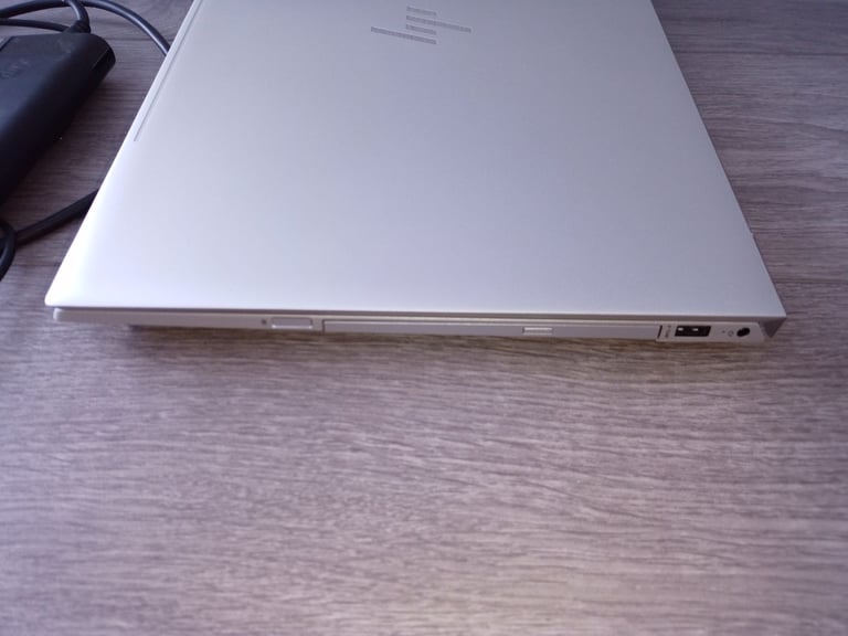 HP Envy Gaming Laptop I7 Windows 11 4GB Nvidia Graphics