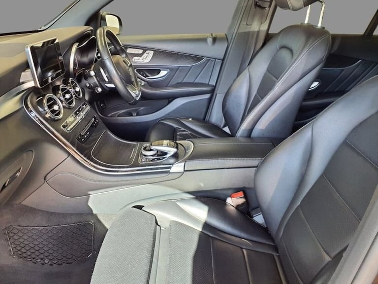 2016 Mercedes-Benz GLC GLC 220d 4Matic AMG Line Premium 5dr 9G-Tronic ESTATE DIESEL Automatic