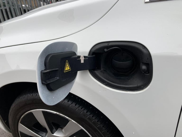 2014 Volvo V60 2.4 D6 Estate 5dr Diesel Plug-in Hybrid Geartronic AWD Euro 5 (s/s) (285 ps ESTATE...