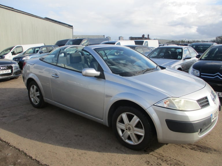 RENAULT MEGANE DYNAMIQUE  1.9 DIESEL CONVERTIBLE