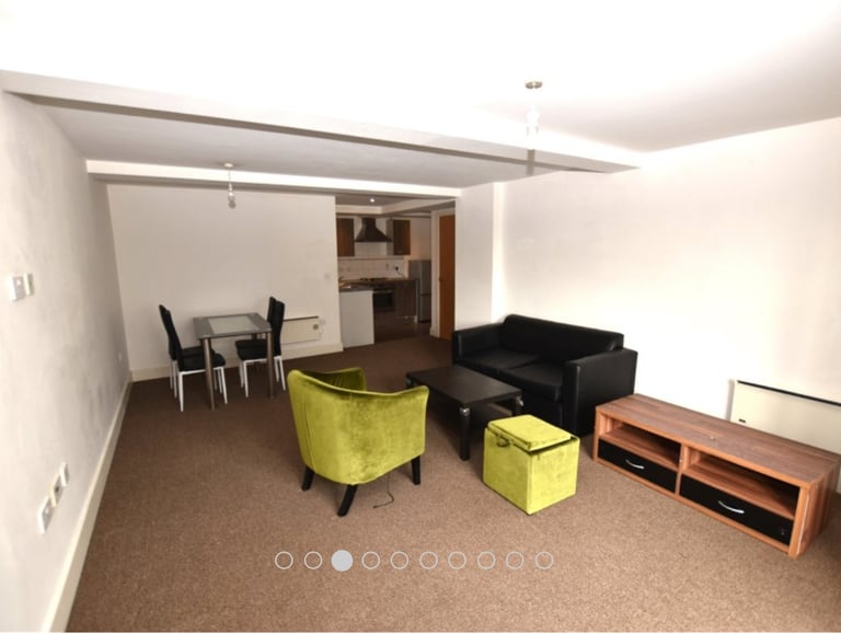 1 BEDROOM FURNISHED LARGE FLAT IN BRADFORD BD1 CITY CENTRE - RECENTLY DECORATED - SORRY NOW GONE