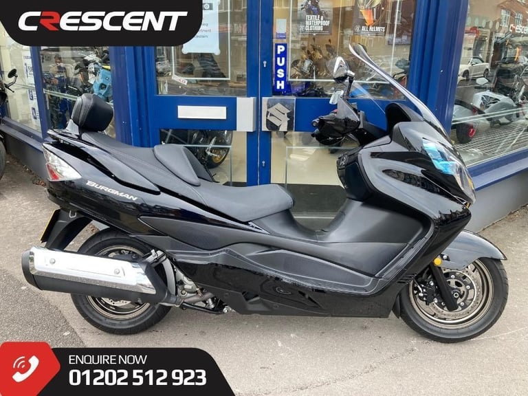 SUZUKI AN 400 BURGMAN - STUNNING CONDITION - HEATED GRIPS - BACK REST-MAIN STAND