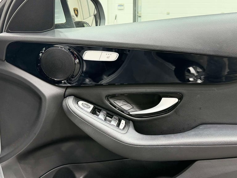 2017 Mercedes-Benz C Class 2.0 C 200 SE Executive Edition Auto 4dr Saloon Petrol Automatic