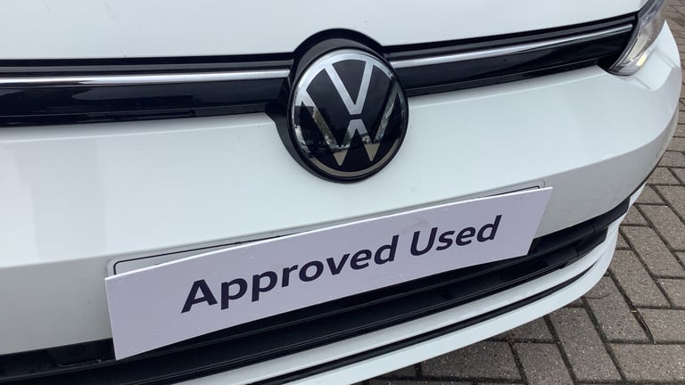 2023 Volkswagen Golf 1.5 TSI Life 5dr Petrol Hatchback Hatchback Petrol Manual