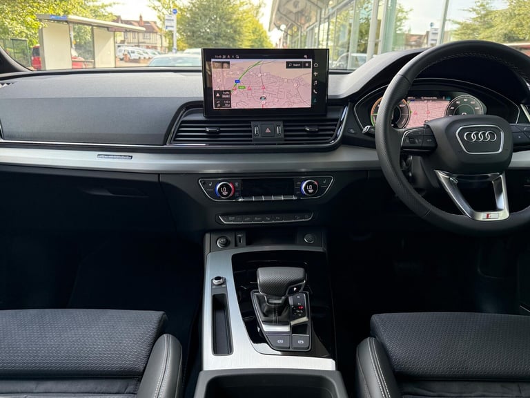  Audi Q5 2.0 TFSIe 50 S line SUV 5dr Petrol Plug-in Hybrid S Tronic quattro Euro 6 ( Petrol/Elect...