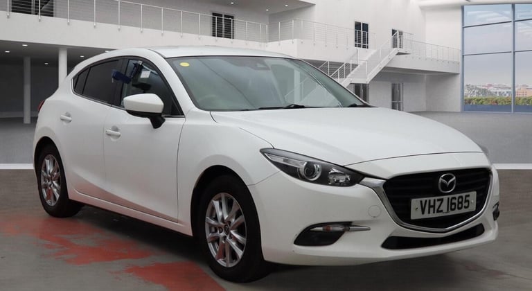 image for 2017 Mazda Mazda3 2.0 SKYACTIV-G SE-L Nav Euro 6 (s/s) 5dr HATCHBACK Petrol Manual