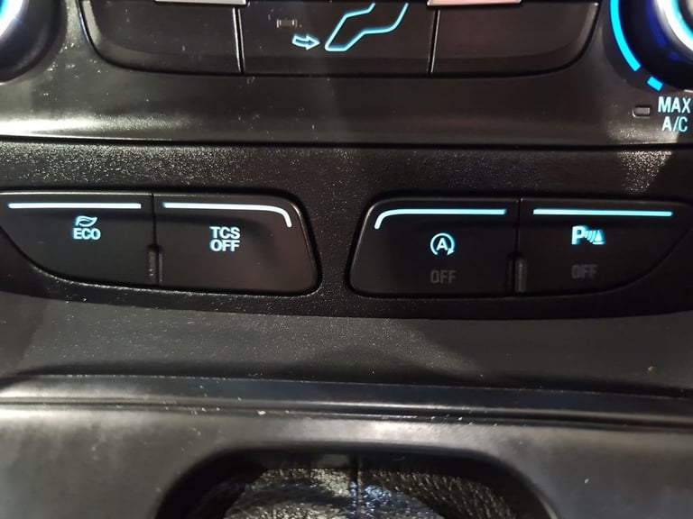 FORD TRANSIT CONNECT 1.5 240 ECOBLUE TREND AUTO L2 120 BHP COMBI VAN