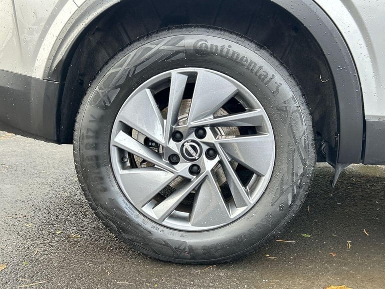 2022 Nissan Qashqai 1.3 DiG-T MH 158 Acenta Premium 5dr Xtronic HATCHBACK PETROL Automatic