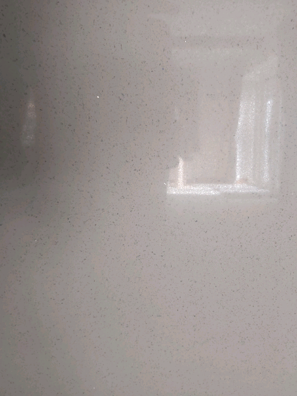 Quartz splashback