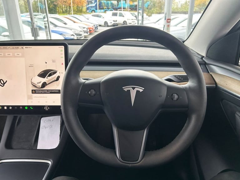 2022 Tesla Model Y (Dual Motor) Long Range SUV 5dr Electric Auto 4WDE (384 bhp) 1 OWNER MPV ELECT...