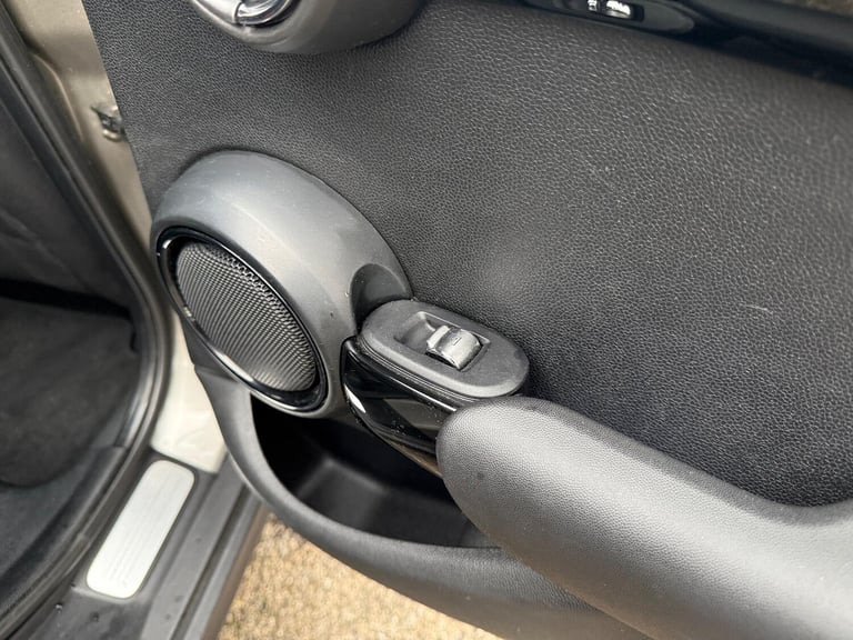 2016 MINI Hatch 2.0 Cooper SD Euro 6 (s/s) 5dr HATCHBACK Diesel Manual